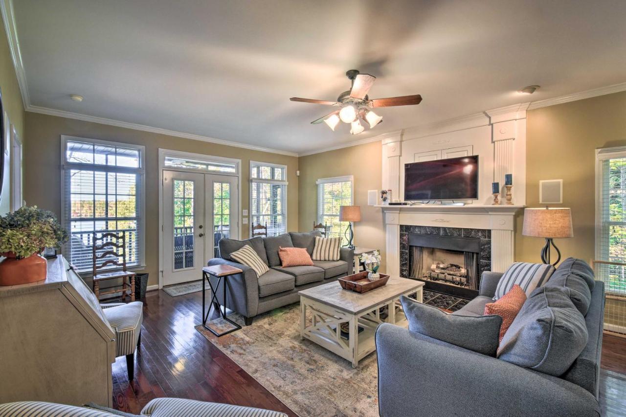 Lake Keowee Escape With Dock, Deck And Lake Access! Six Mile 외부 사진